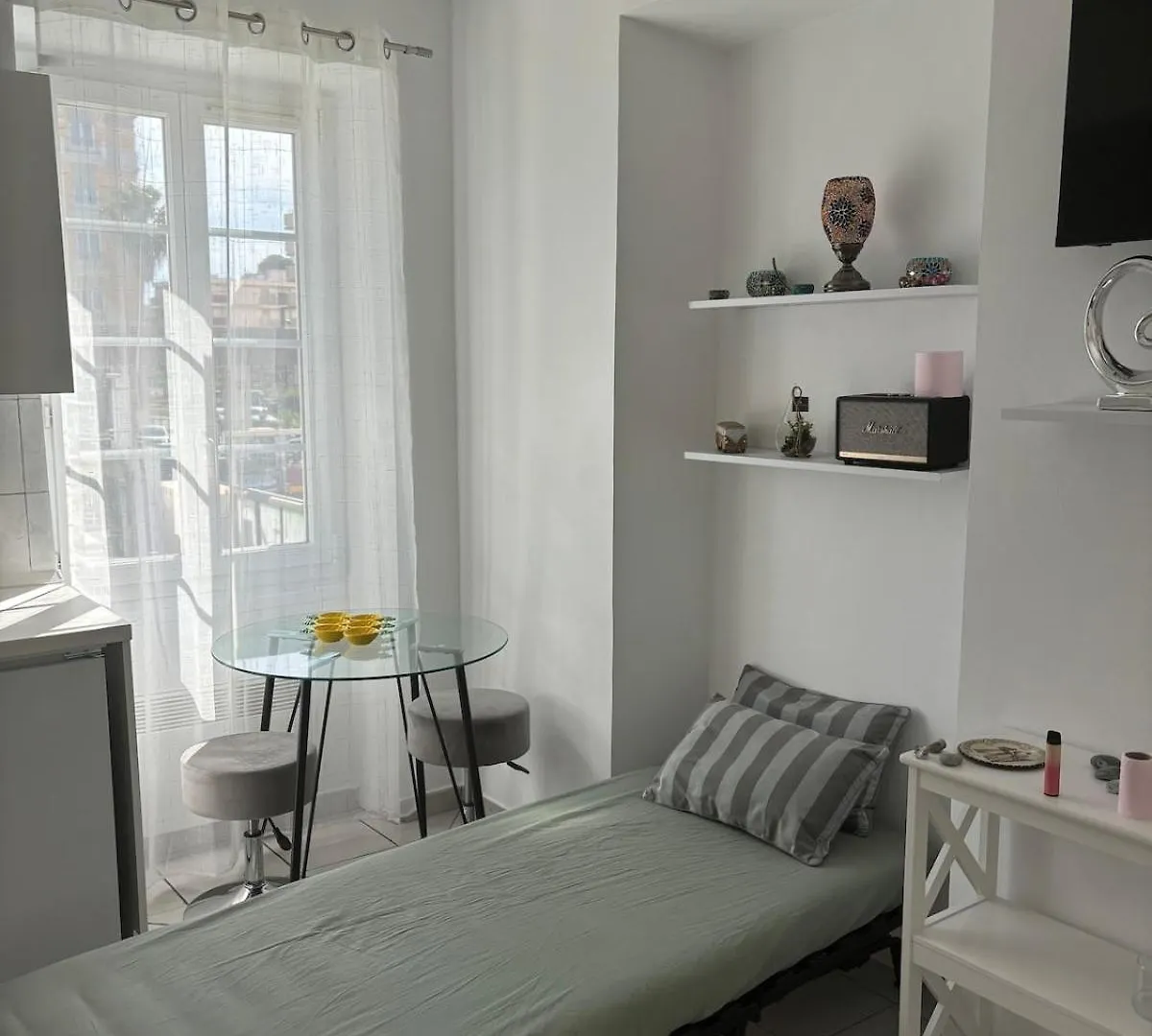 Cozy Studio Sur La Promenade Nice France